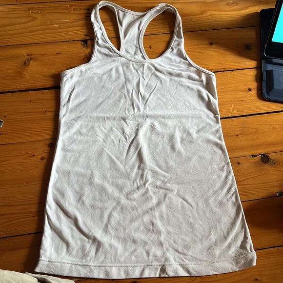 Lululemon racer back tank top - Picture 2 of 2